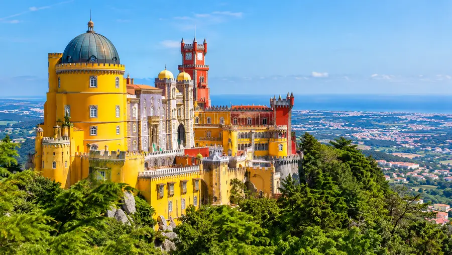 How to Get to Pena Palace from Lisbon and Sintra