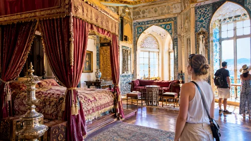 Tour the royal quarters