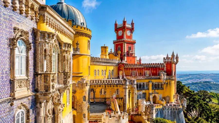 Pena Palace History, Architecture and Fascinating Facts