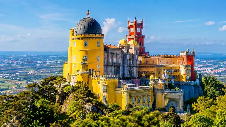 Pena Palace vs Other Sintra Castles: Planning Your Route